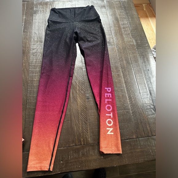 Peloton WITH Sunrise Set - Picture 2 of 6